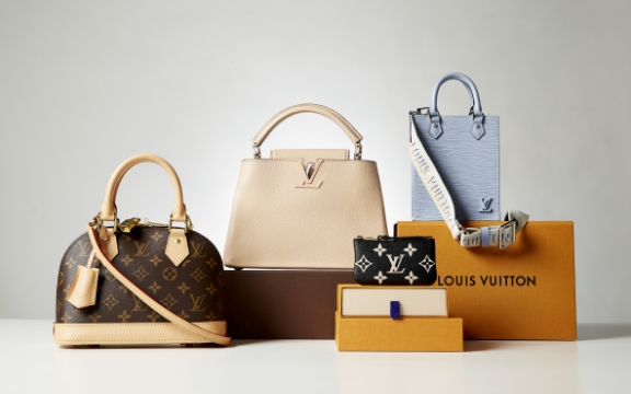 LOUIS VUITTON